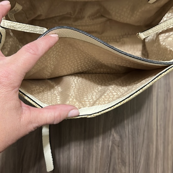 Kate Spade White and Beige Purse - Picture 9 of 11